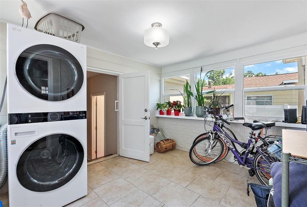 En Venta: $465,000 (3 camas, 2 baños, 1490 Pies cuadrados)