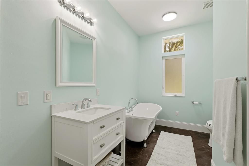 For Sale: $1,170,000 (5 beds, 3 baths, 3224 Square Feet)