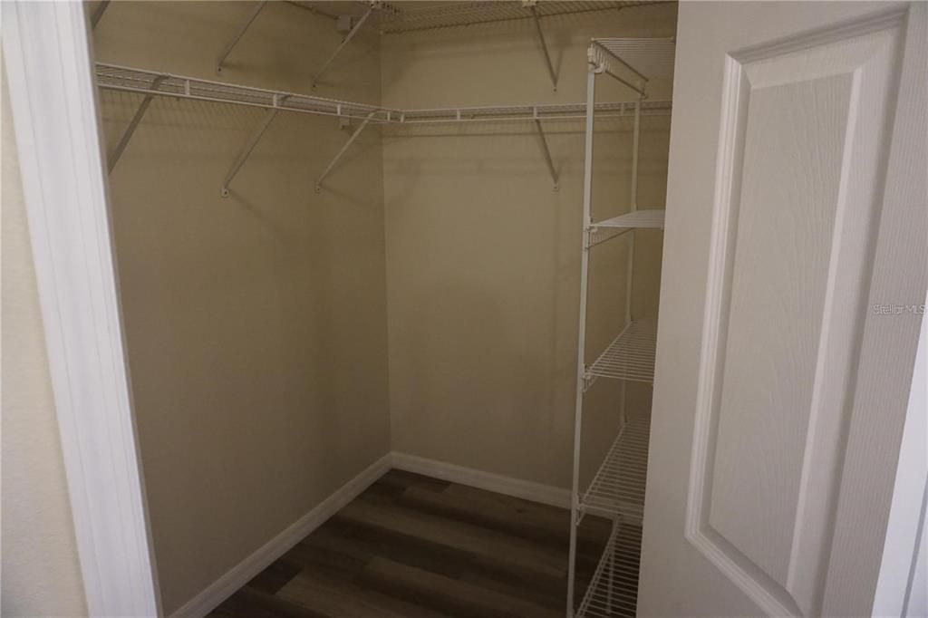 En Venta: $299,900 (3 camas, 2 baños, 1606 Pies cuadrados)