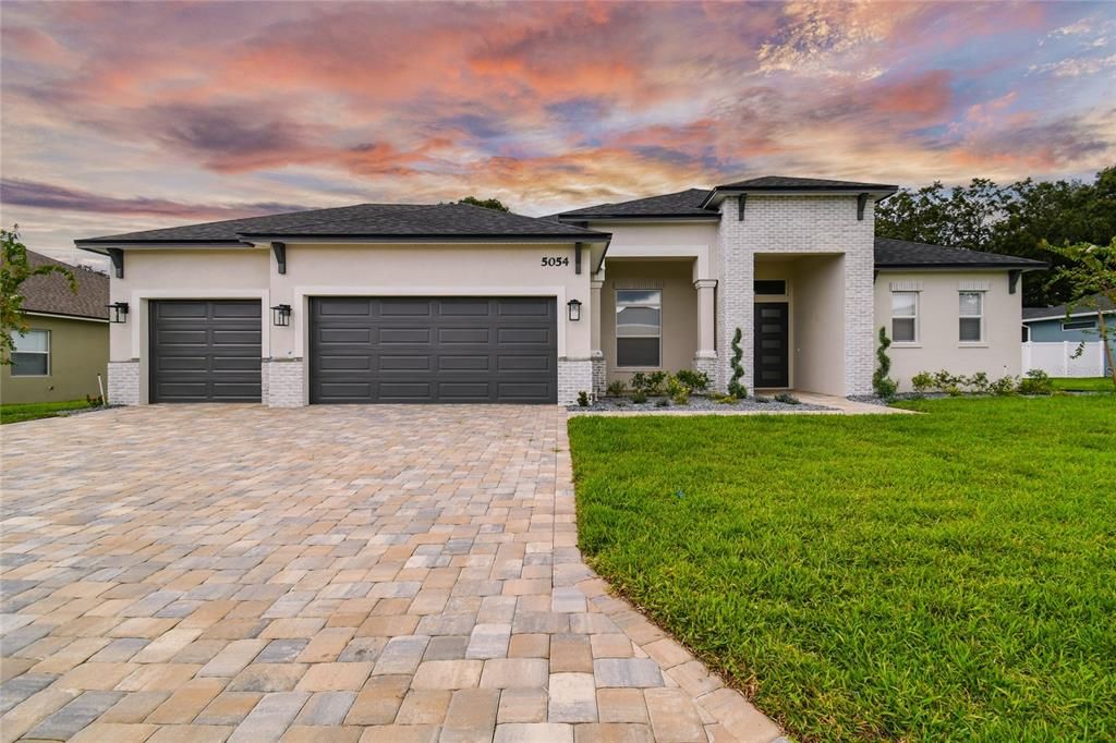For Rent: $3,495 (4 beds, 3 baths, 2621 Square Feet)
