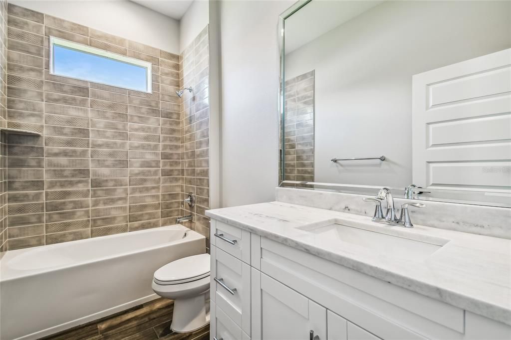 For Rent: $3,495 (4 beds, 3 baths, 2621 Square Feet)