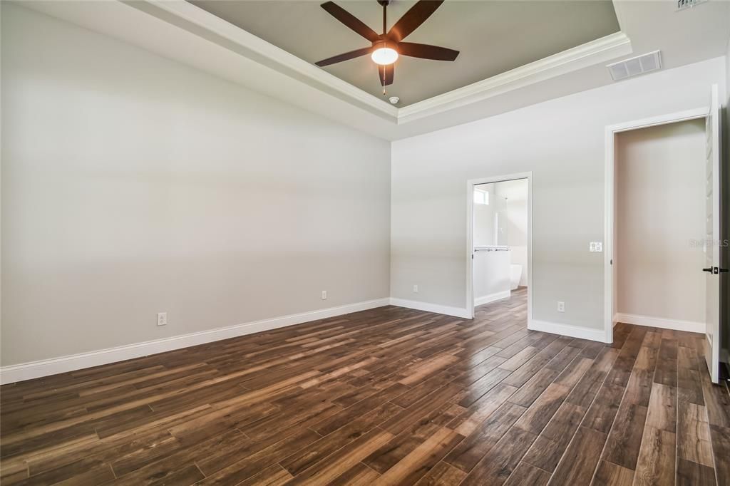 For Rent: $3,495 (4 beds, 3 baths, 2621 Square Feet)