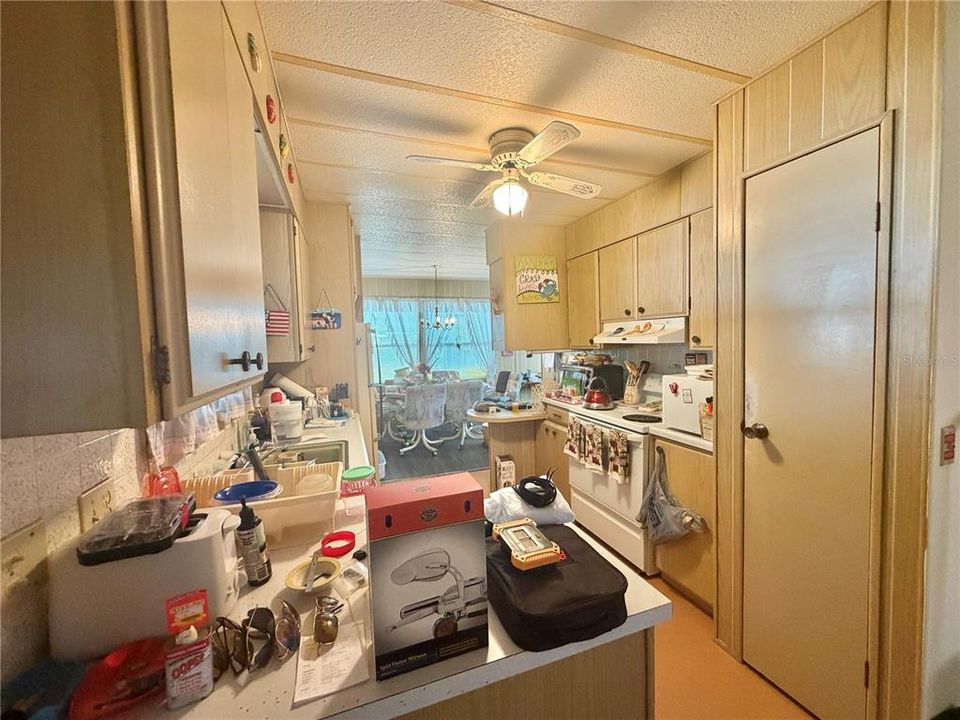 For Sale: $80,000 (2 beds, 2 baths, 1056 Square Feet)