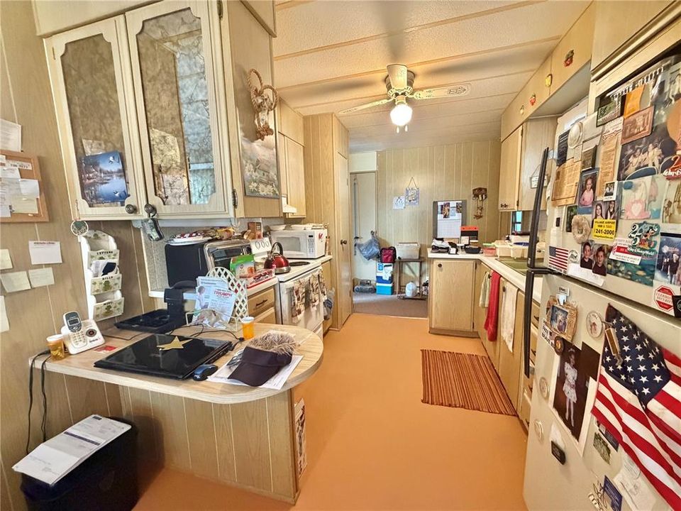 For Sale: $80,000 (2 beds, 2 baths, 1056 Square Feet)
