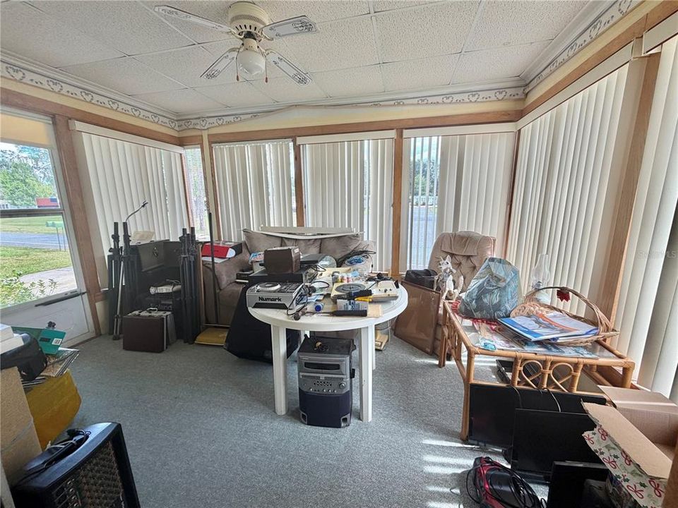 For Sale: $80,000 (2 beds, 2 baths, 1056 Square Feet)