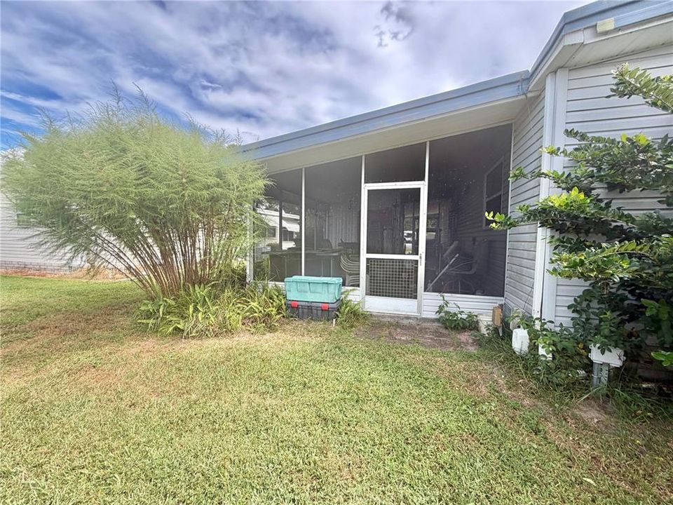 For Sale: $80,000 (2 beds, 2 baths, 1056 Square Feet)