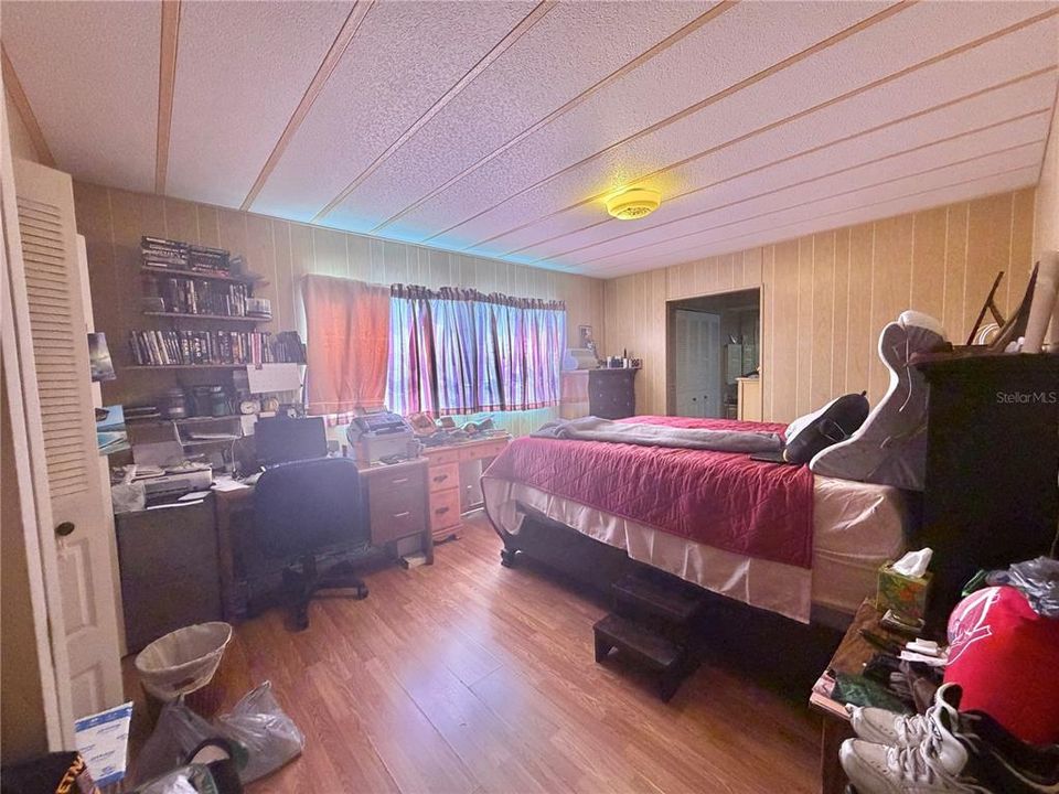 For Sale: $80,000 (2 beds, 2 baths, 1056 Square Feet)