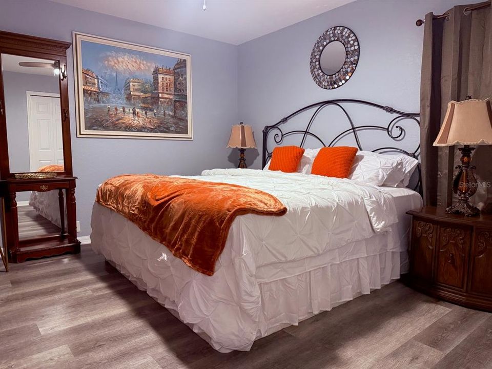For Sale: $395,900 (3 beds, 3 baths, 2327 Square Feet)