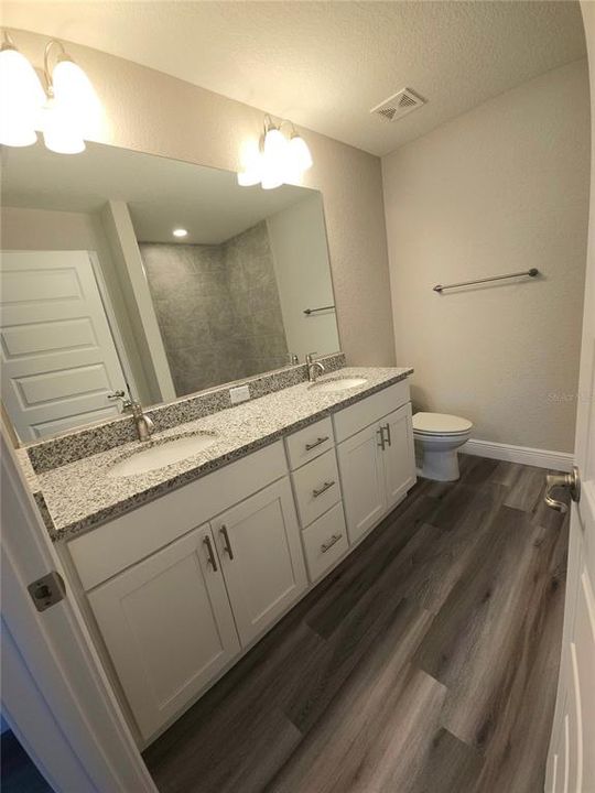 For Rent: $1,795 (3 beds, 2 baths, 1450 Square Feet)