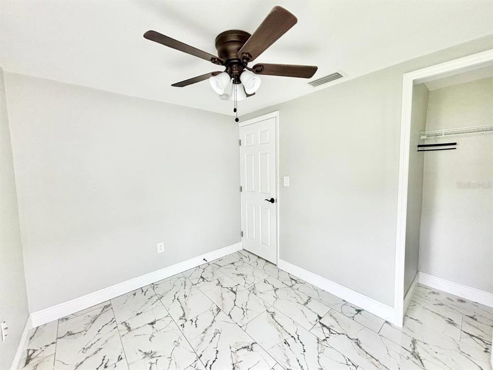 En Renta: $3,295 (3 camas, 2 baños, 1099 Pies cuadrados)
