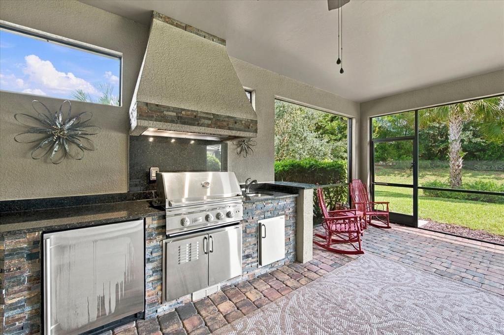 En Venta: $599,900 (2 camas, 2 baños, 1870 Pies cuadrados)