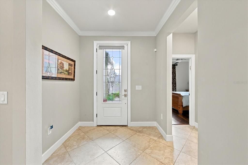 En Venta: $599,900 (2 camas, 2 baños, 1870 Pies cuadrados)
