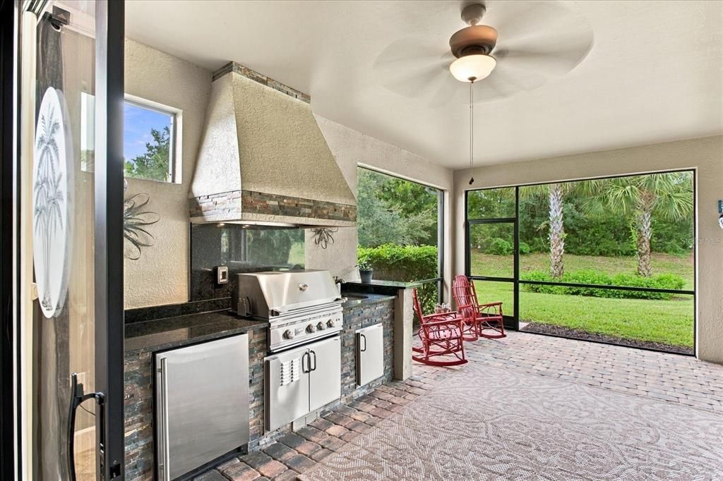 En Venta: $599,900 (2 camas, 2 baños, 1870 Pies cuadrados)