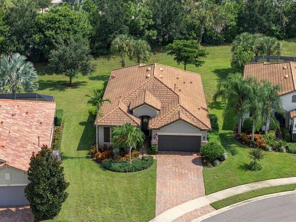 En Venta: $599,900 (2 camas, 2 baños, 1870 Pies cuadrados)