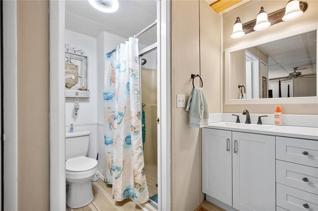 For Sale: $140,000 (2 beds, 2 baths, 1096 Square Feet)