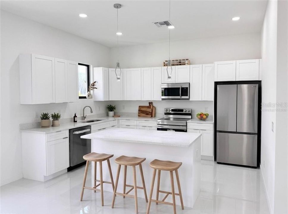 For Sale: $420,000 (4 beds, 3 baths, 1904 Square Feet)