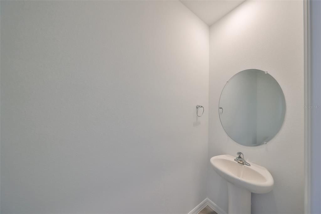 В аренду: $2,300 (3 спален, 2 ванн, 1673 Квадратных фут)