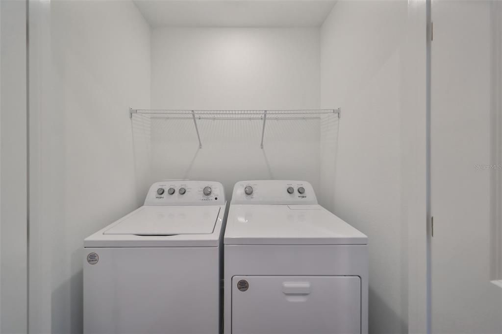 В аренду: $2,300 (3 спален, 2 ванн, 1673 Квадратных фут)