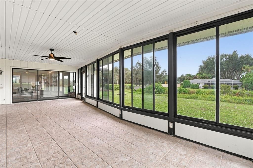En Venta: $435,000 (3 camas, 2 baños, 1965 Pies cuadrados)