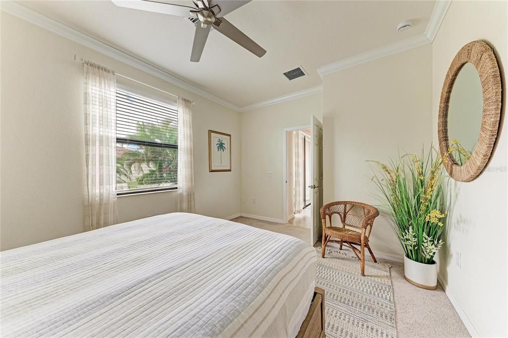 Active With Contract: $335,000 (3 beds, 2 baths, 1416 Square Feet)
