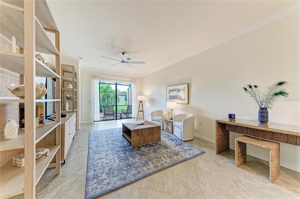Active With Contract: $335,000 (3 beds, 2 baths, 1416 Square Feet)
