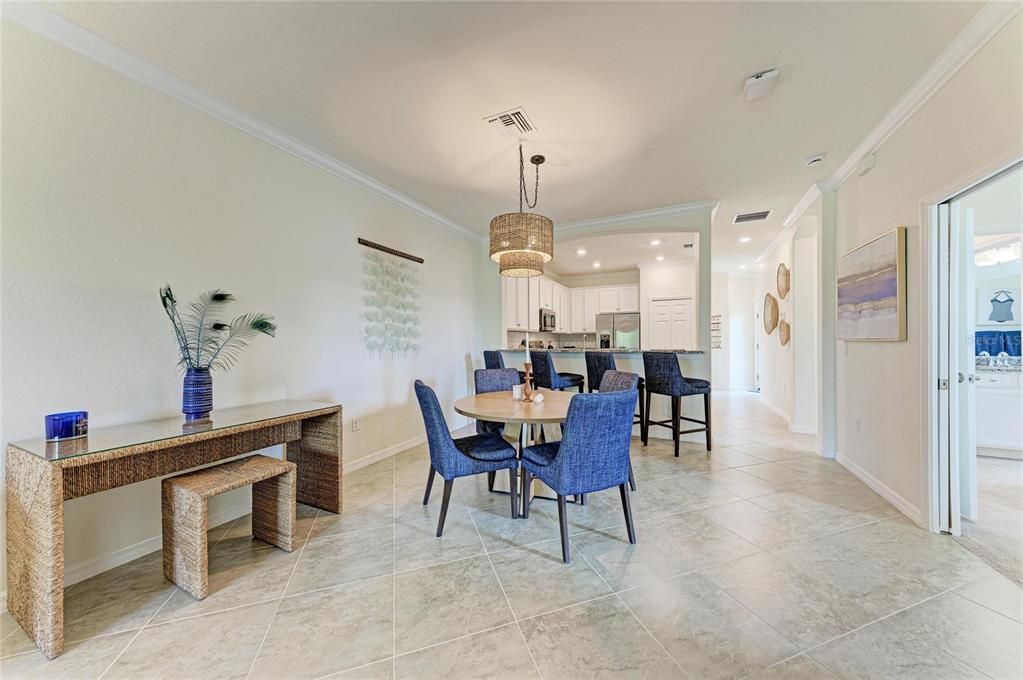 Active With Contract: $335,000 (3 beds, 2 baths, 1416 Square Feet)