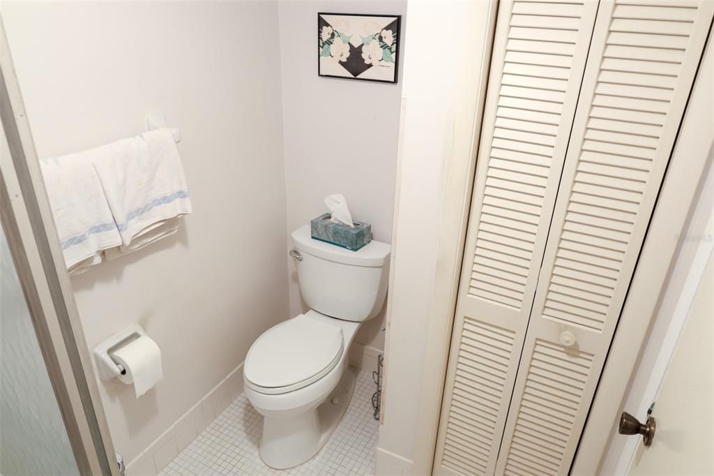 For Rent: $2,100 (2 beds, 2 baths, 1250 Square Feet)