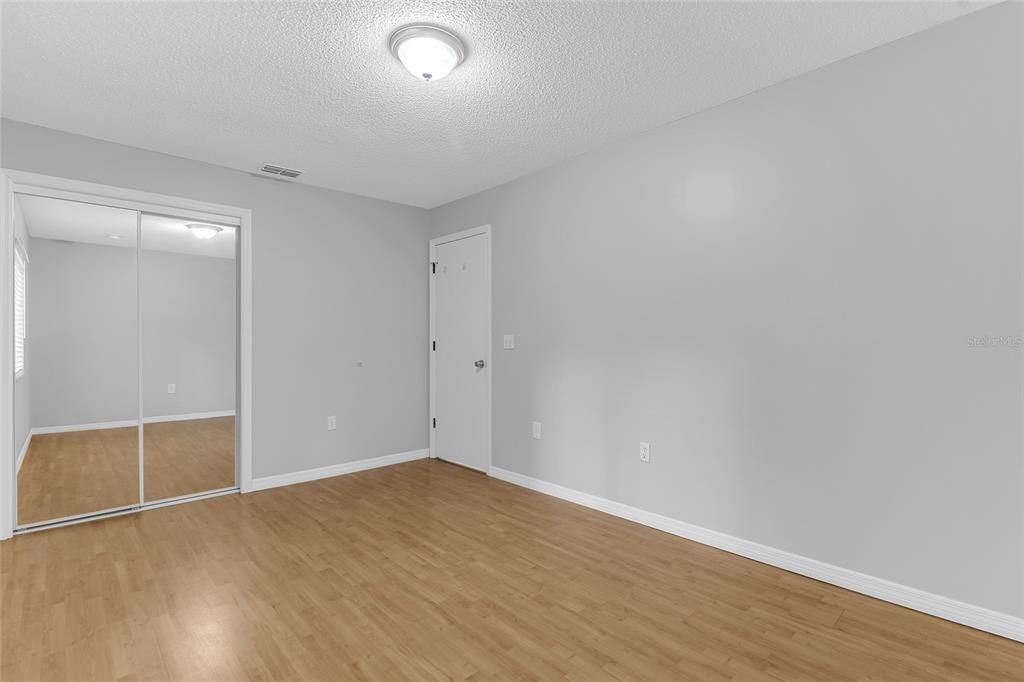 En Venta: $345,000 (3 camas, 2 baños, 1310 Pies cuadrados)