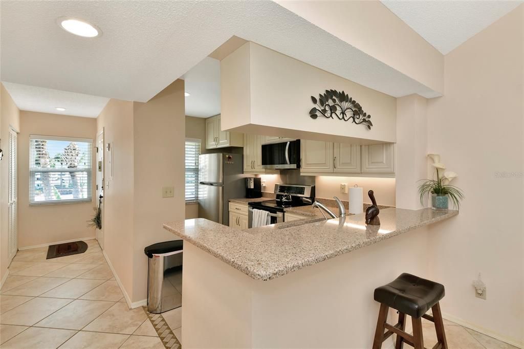 En Venta: $215,000 (2 camas, 2 baños, 1032 Pies cuadrados)