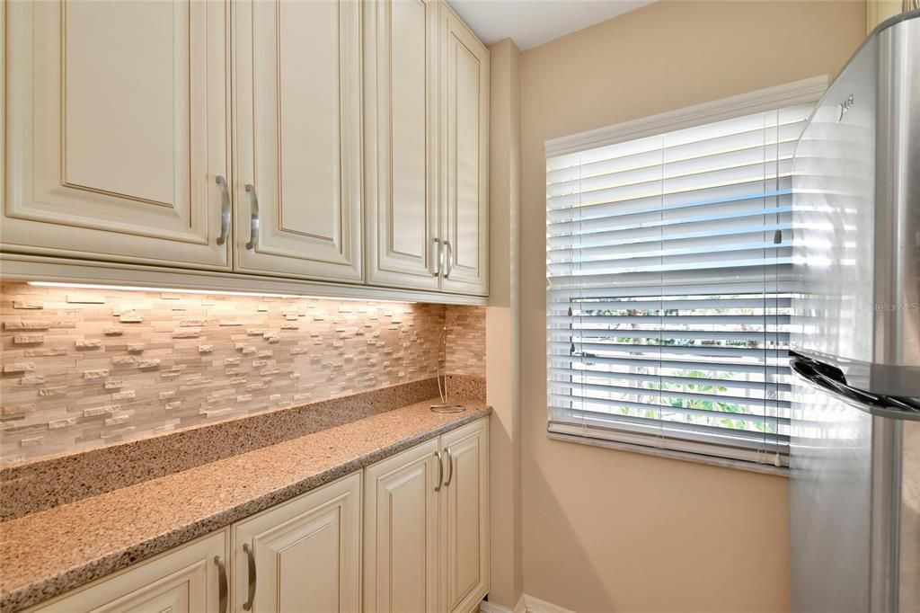 En Venta: $215,000 (2 camas, 2 baños, 1032 Pies cuadrados)