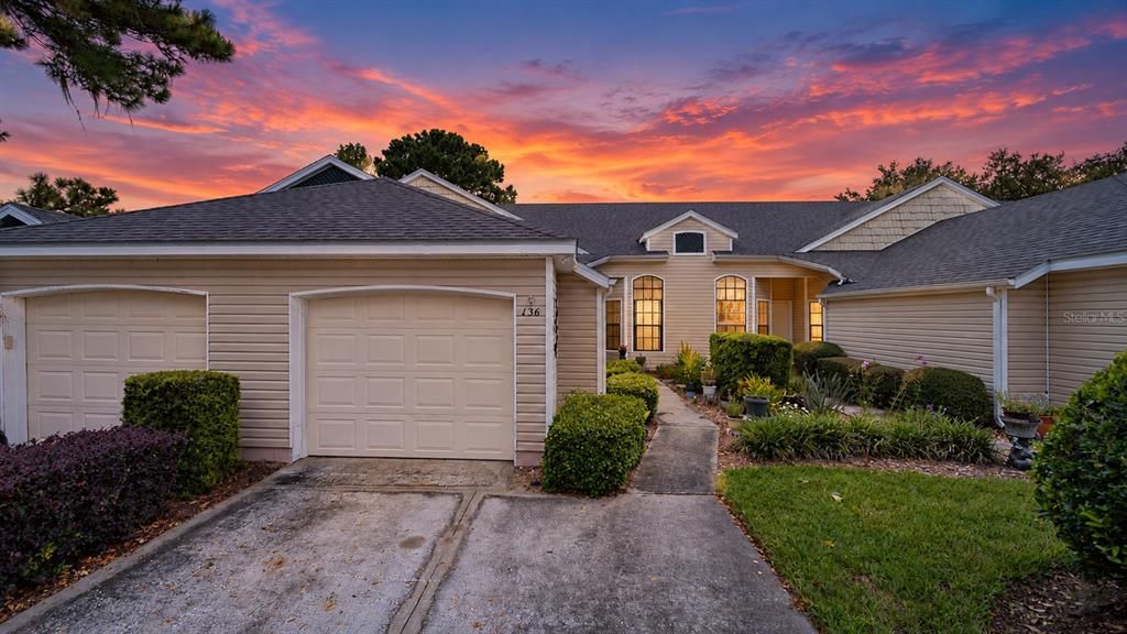 For Sale: $267,990 (2 beds, 2 baths, 1179 Square Feet)