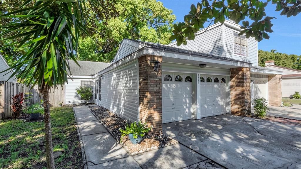 For Sale: $280,000 (2 beds, 2 baths, 1128 Square Feet)