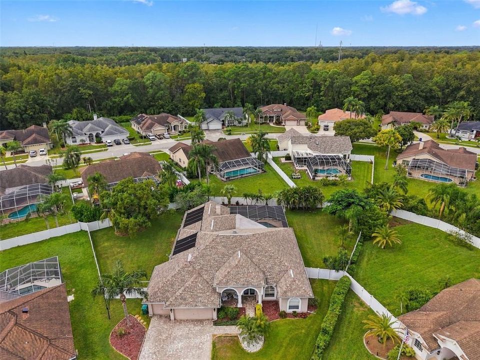 En Venta: $629,900 (4 camas, 3 baños, 2727 Pies cuadrados)