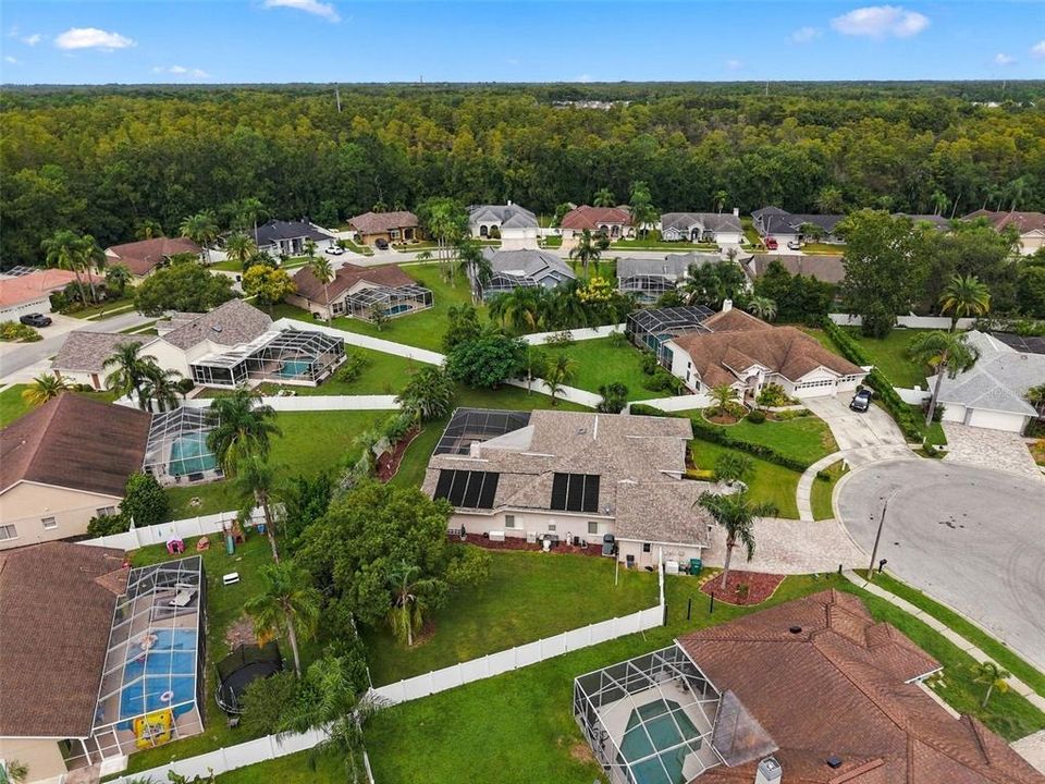 En Venta: $629,900 (4 camas, 3 baños, 2727 Pies cuadrados)
