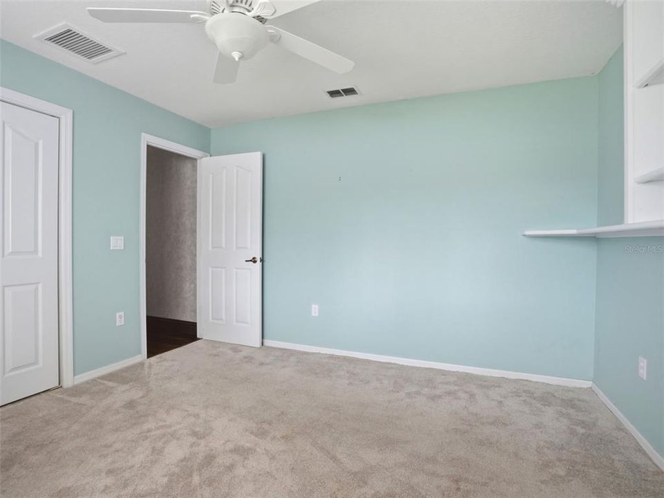En Venta: $629,900 (4 camas, 3 baños, 2727 Pies cuadrados)