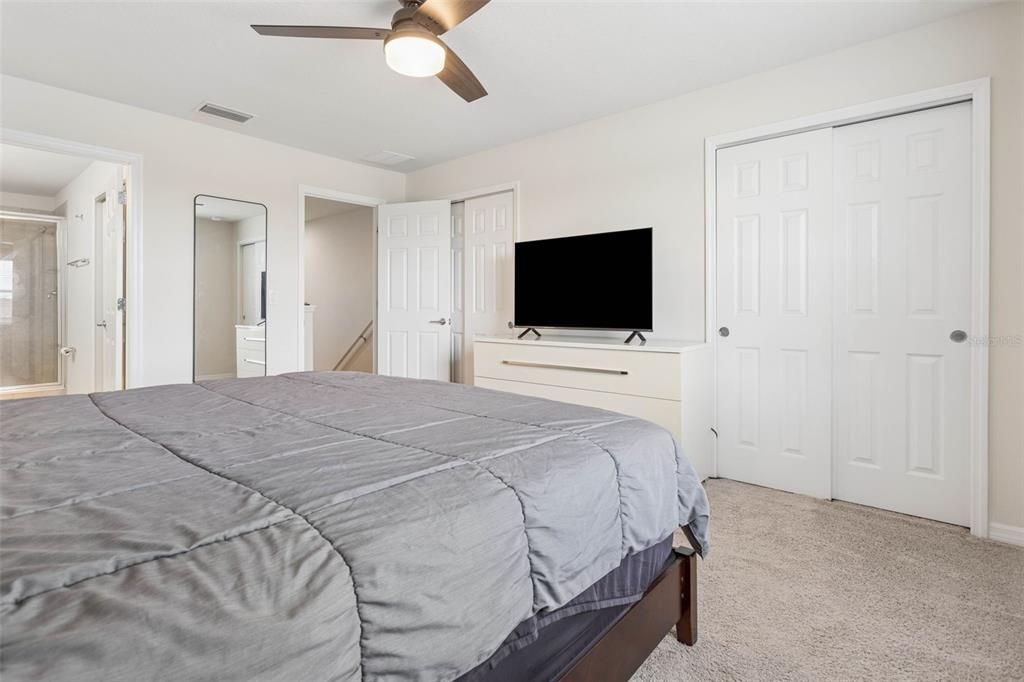 For Sale: $248,900 (2 beds, 2 baths, 1588 Square Feet)