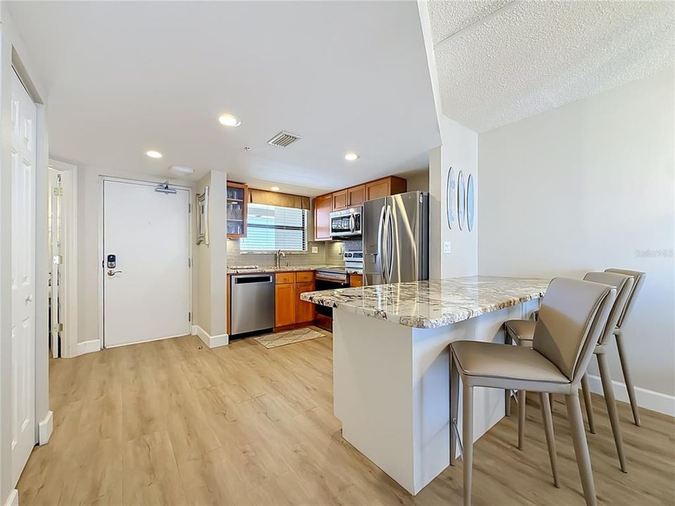 На продажу: $835,000 (2 спален, 2 ванн, 750 Квадратных фут)
