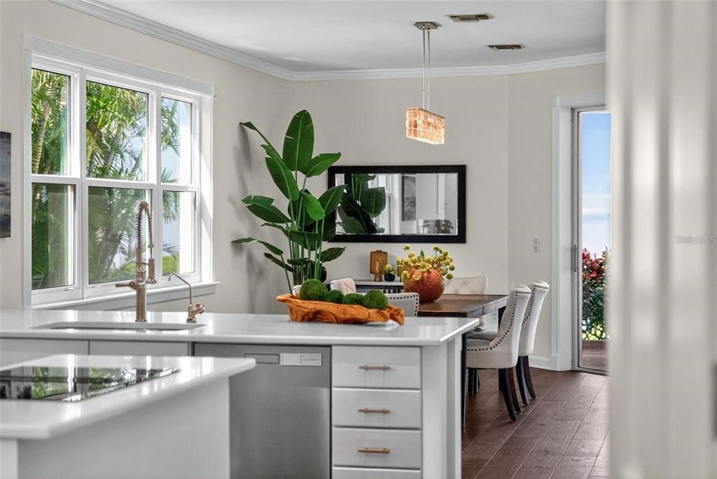 For Sale: $3,275,000 (3 beds, 3 baths, 3341 Square Feet)