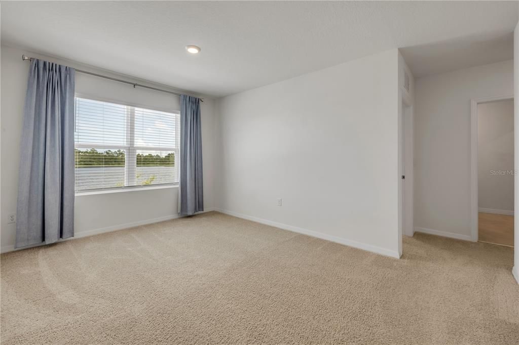 В аренду: $3,195 (5 спален, 3 ванн, 2674 Квадратных фут)