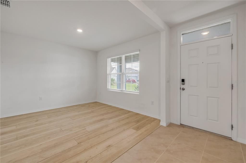 В аренду: $3,195 (5 спален, 3 ванн, 2674 Квадратных фут)