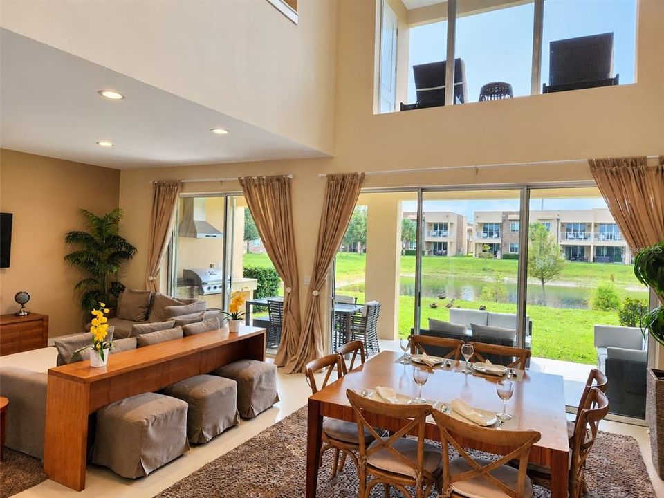 En Venta: $390,000 (3 camas, 3 baños, 2181 Pies cuadrados)