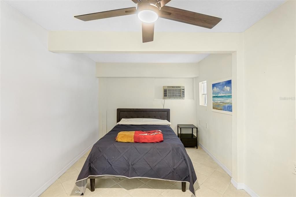 For Sale: $800,000 (5 beds, 4 baths, 3435 Square Feet)