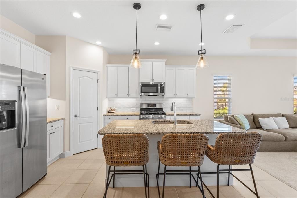 For Sale: $419,000 (3 beds, 2 baths, 1766 Square Feet)