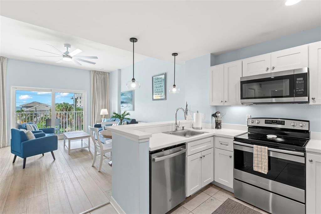 En Venta: $599,000 (2 camas, 2 baños, 758 Pies cuadrados)