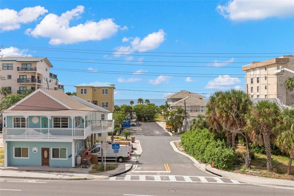 En Venta: $599,000 (2 camas, 2 baños, 758 Pies cuadrados)
