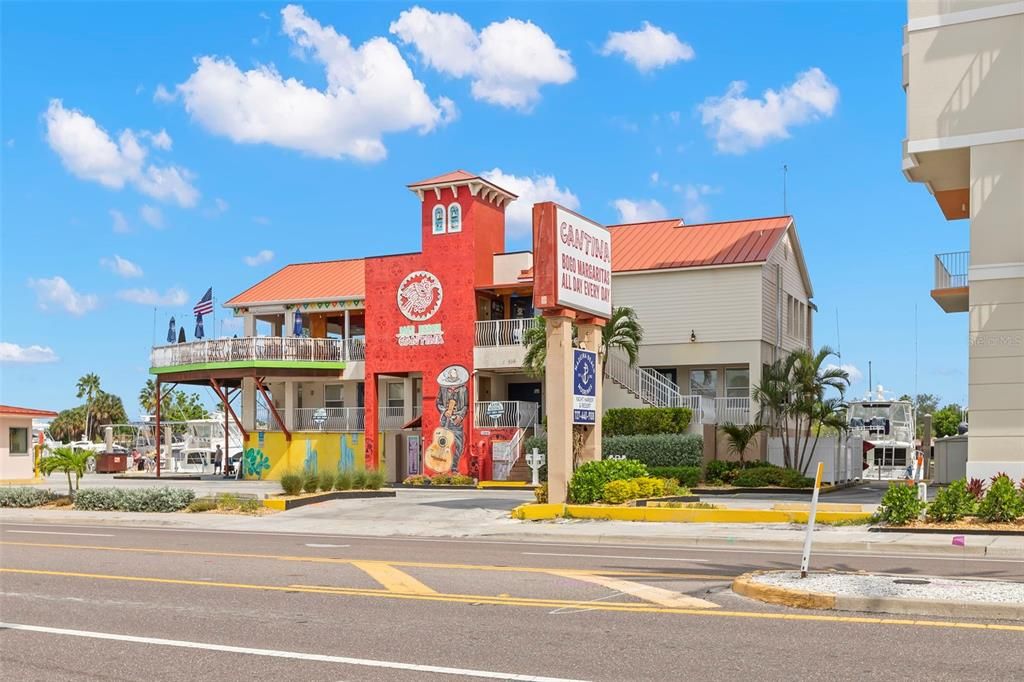 En Venta: $599,000 (2 camas, 2 baños, 758 Pies cuadrados)