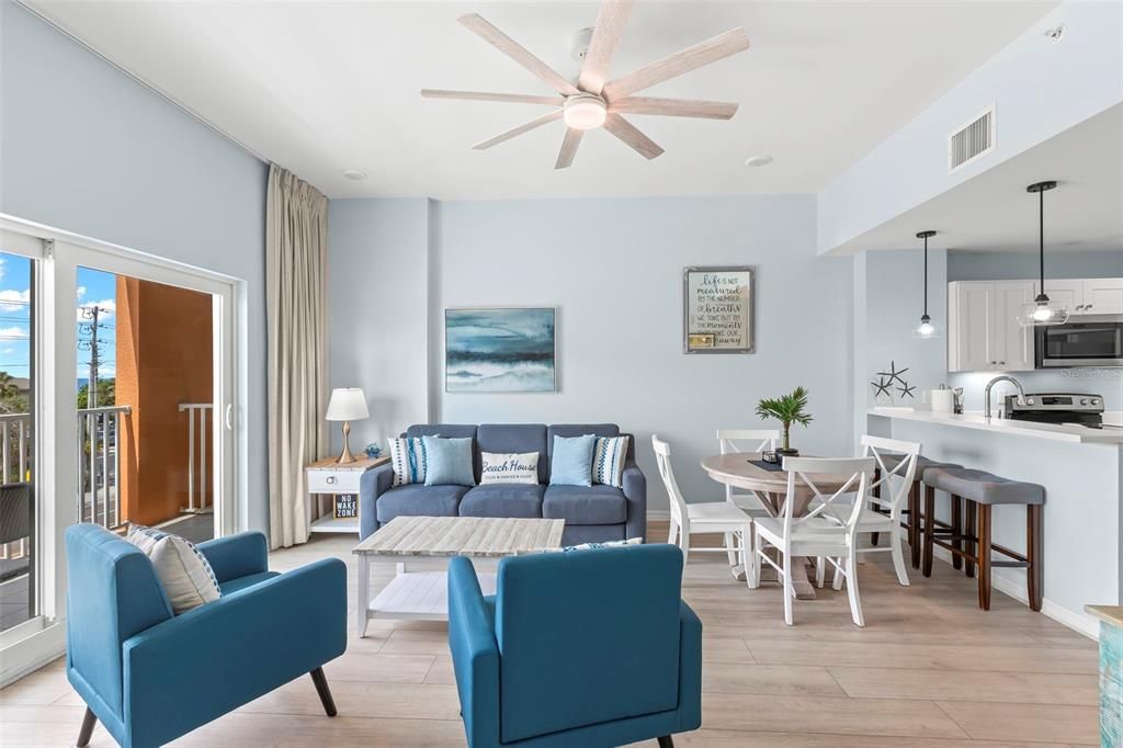 En Venta: $599,000 (2 camas, 2 baños, 758 Pies cuadrados)