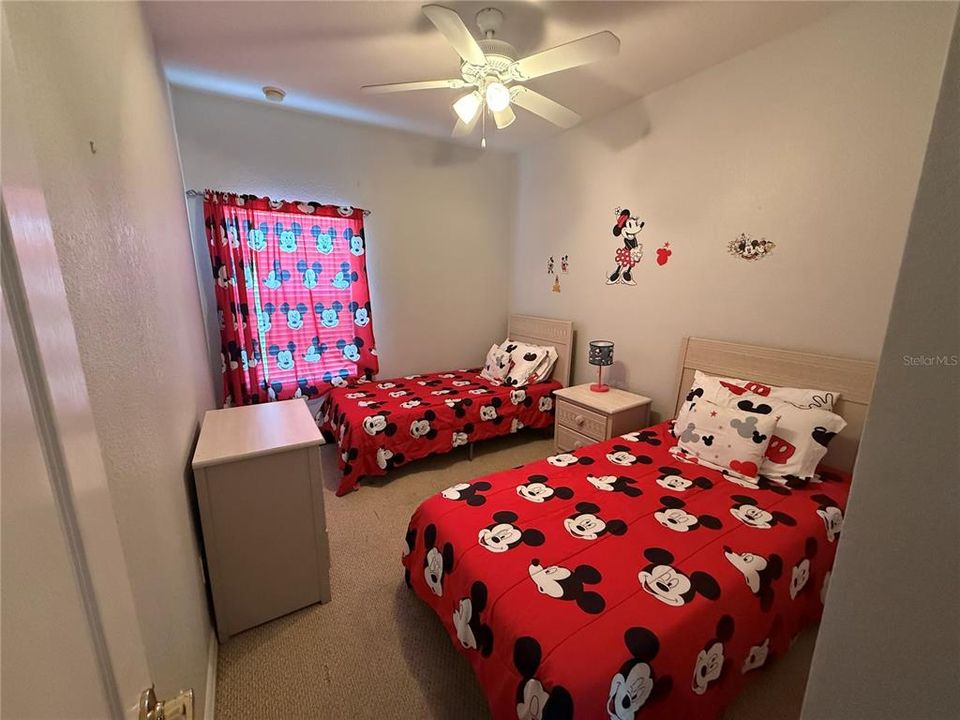 В аренду: $2,400 (4 спален, 2 ванн, 1400 Квадратных фут)