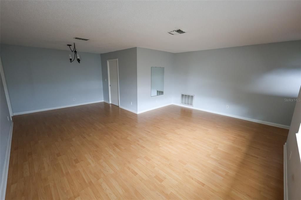 En Renta: $2,400 (2 camas, 2 baños, 1518 Pies cuadrados)