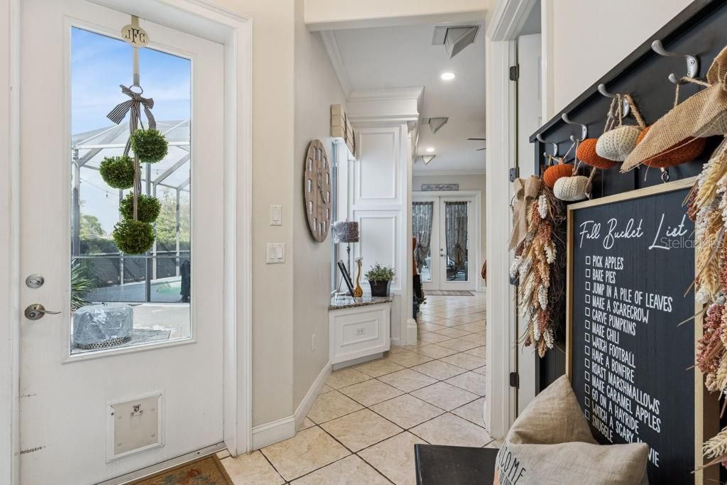 En Venta: $1,200,000 (5 camas, 4 baños, 3951 Pies cuadrados)